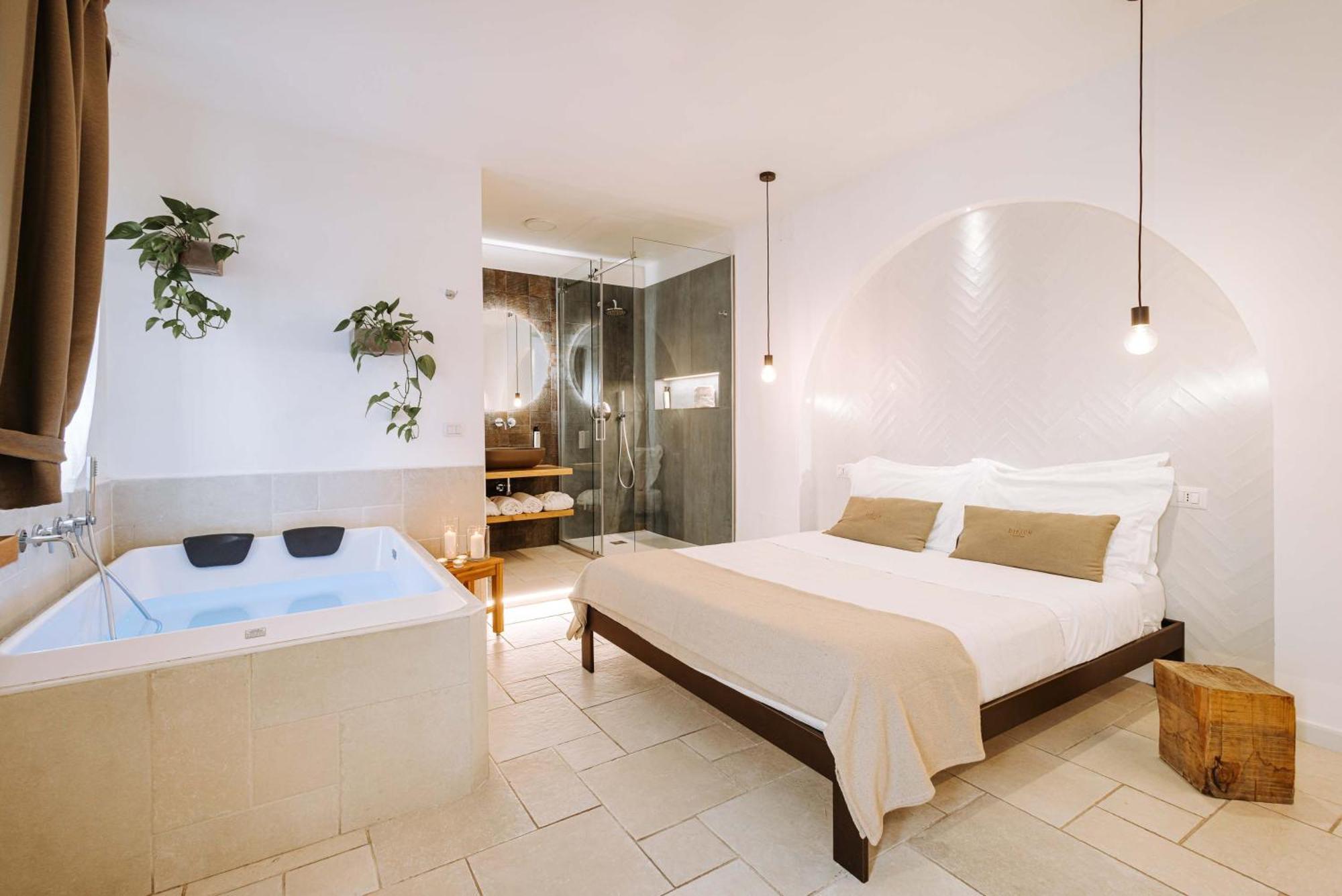 Dirium - Exclusive Rooms Monopoli Buitenkant foto