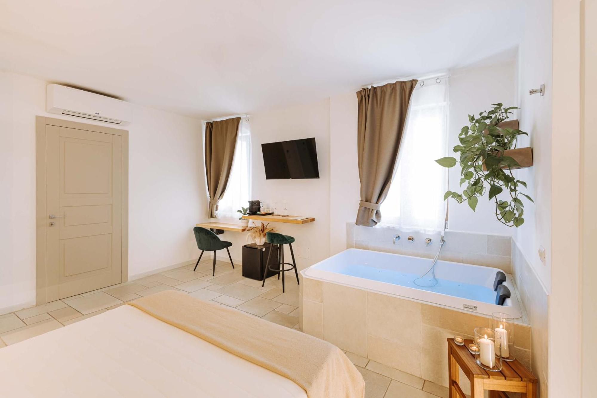 Dirium - Exclusive Rooms Monopoli Buitenkant foto