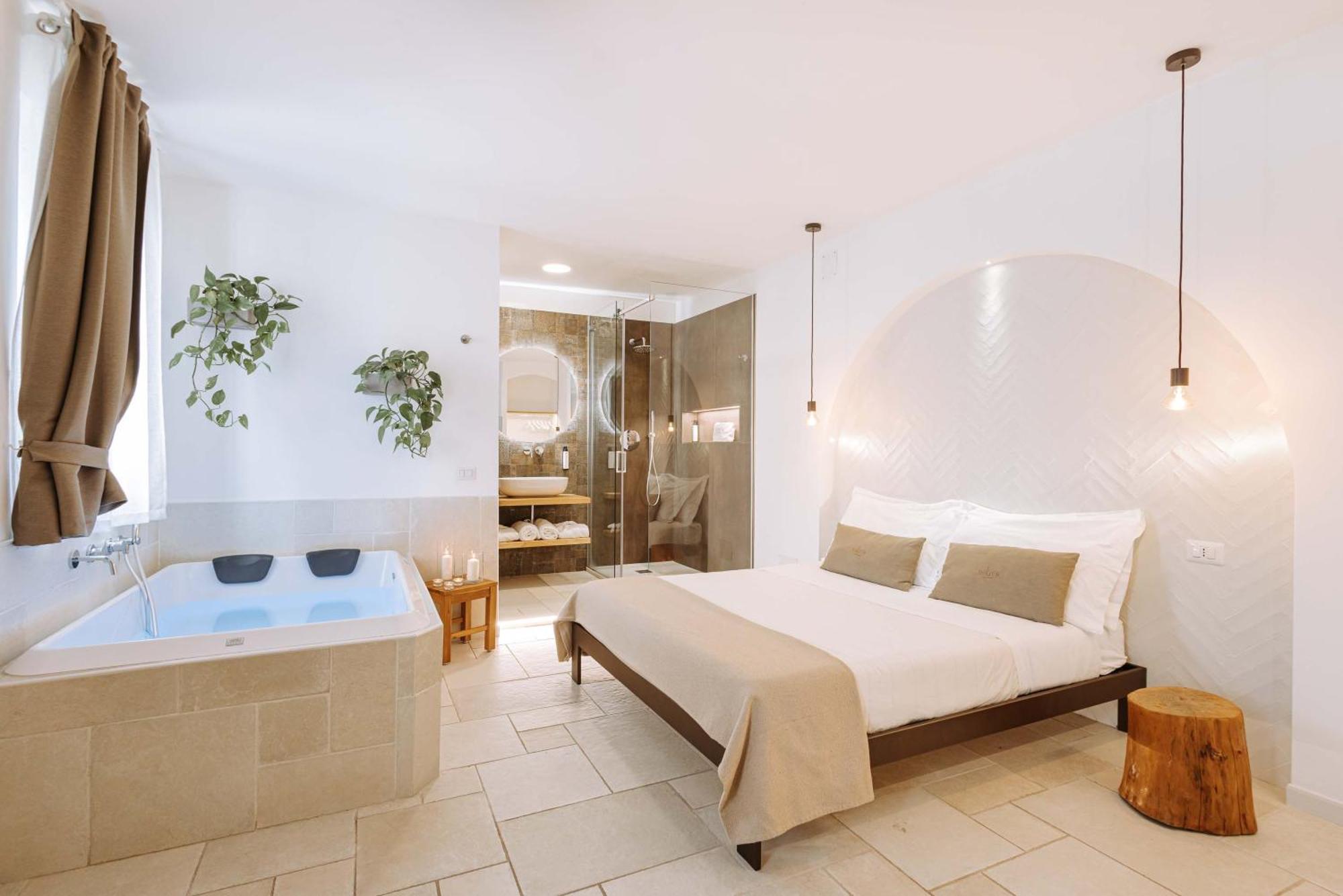 Dirium - Exclusive Rooms Monopoli Buitenkant foto